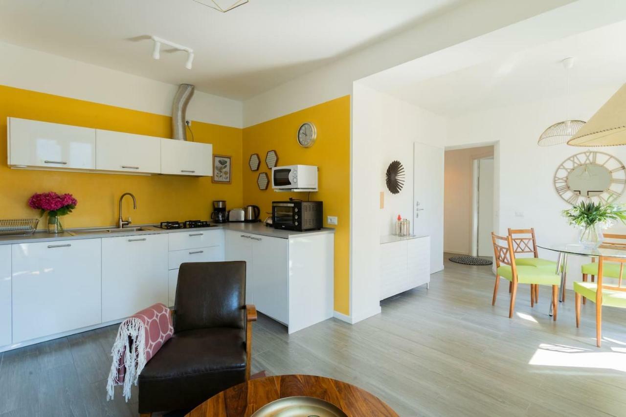 Romantic Pier By Rent All Como Carate Urio Экстерьер фото