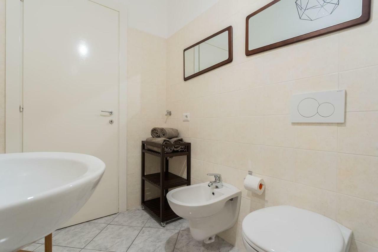 Romantic Pier By Rent All Como Carate Urio Экстерьер фото
